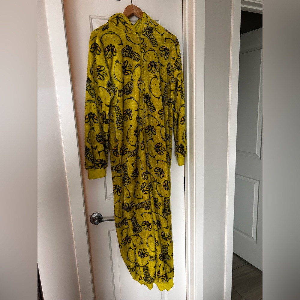 Grinch Hooded Onesie‎ size L/XL